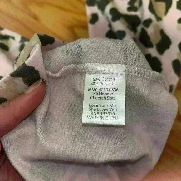 Show Me Your Mumu Kit Hoodie Cheetah Sista sz small - Picture 11 of 11